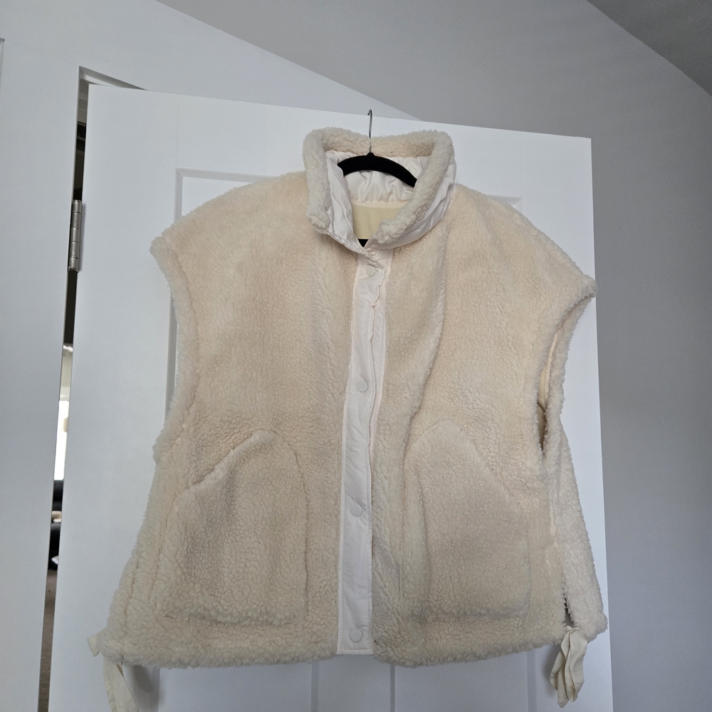 Cream Sherpa Vest